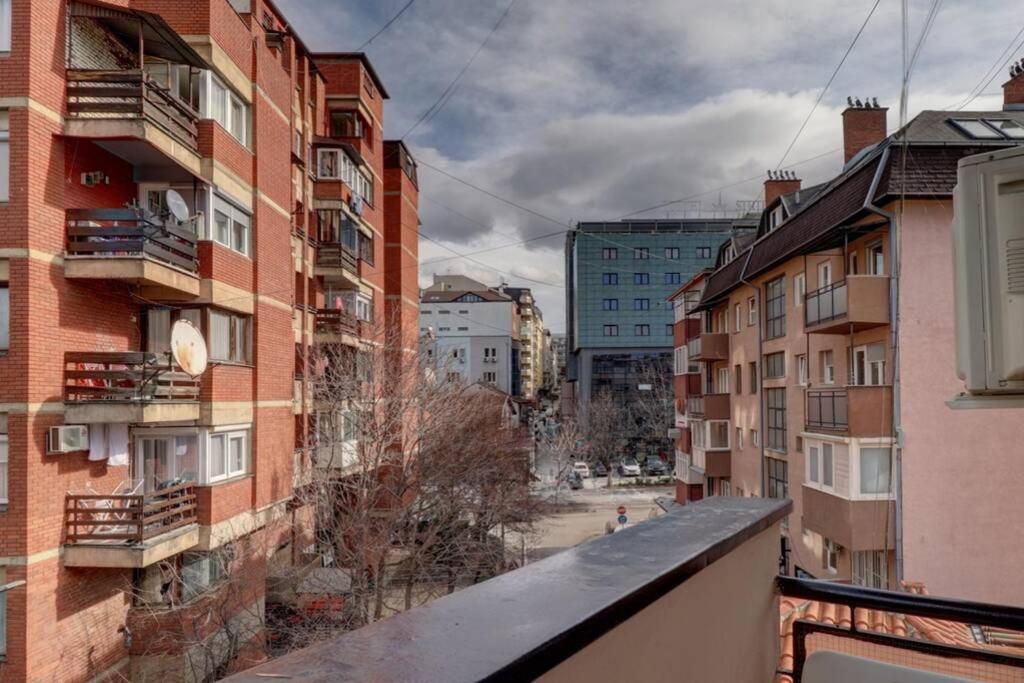 Town Square Apartment Prishtinë Luaran gambar